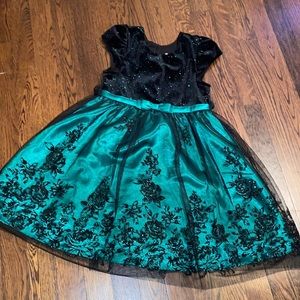 Beautiful Jona Michelle Dress size 5